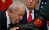 flavio Lula lambe bota