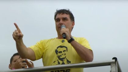 Em discurso Flavio promete mudanças no STF