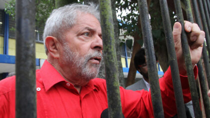 Lula nas grades de presídio. PL aponta votação